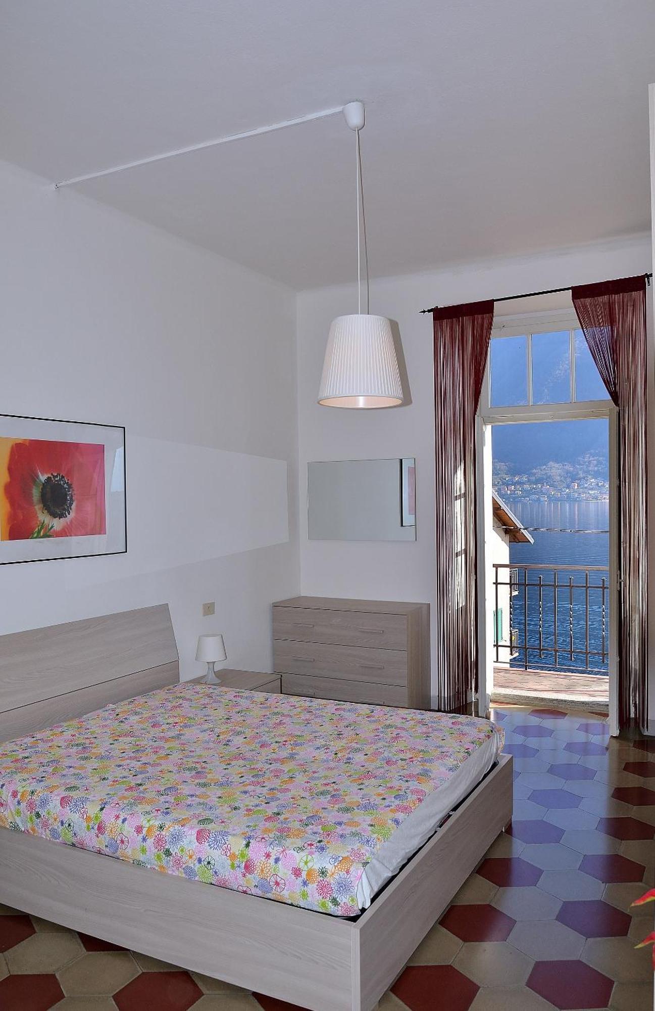 The Romantic Village House - Apartments With Lake View Colonno Exterior foto
